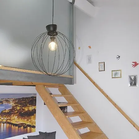 Design Studio By Homing Appartement Oporto